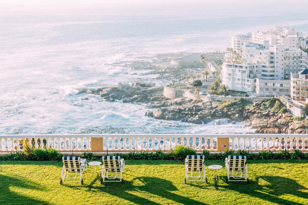 Image of the Atlantic Ocean captured from the grounds of the Ellerman House in Cape Town by Etched Space | Planet Africa Safaris | Blog | Which Destination To Visit in Africa Each Month